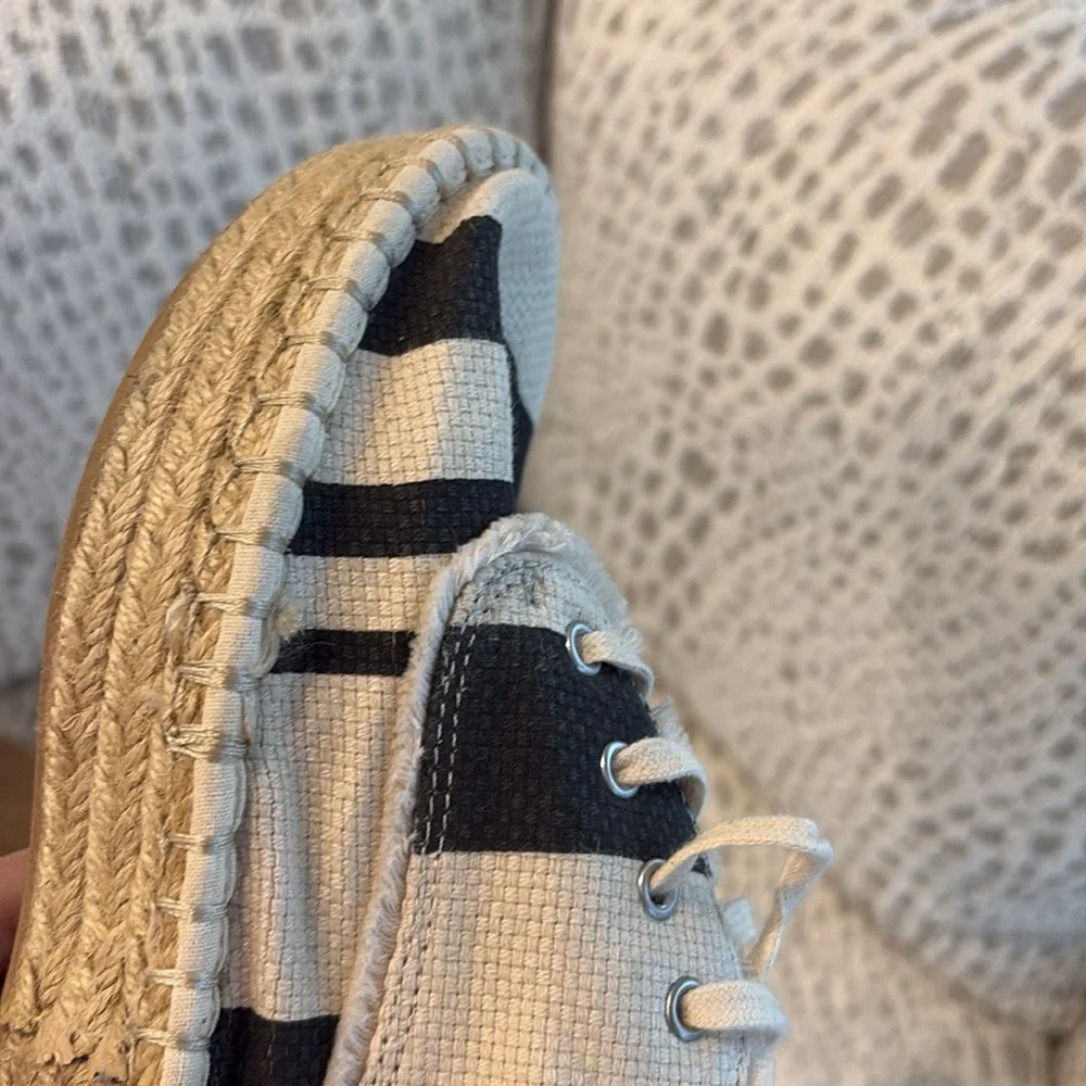 DOLCE VITA DV ESPADRILLE LACE UP PLATFORM